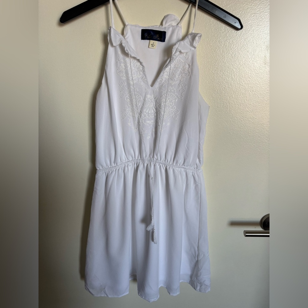 White Sleeveless Embroidered Dress